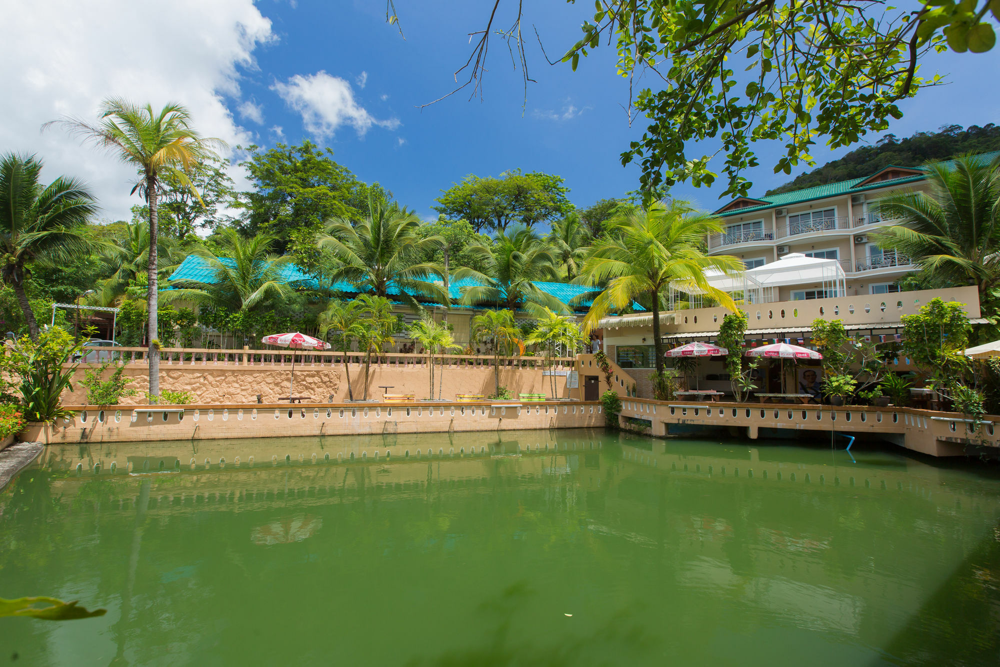 Patong Rai Rom Yen Resort Sha Eksteriør bilde